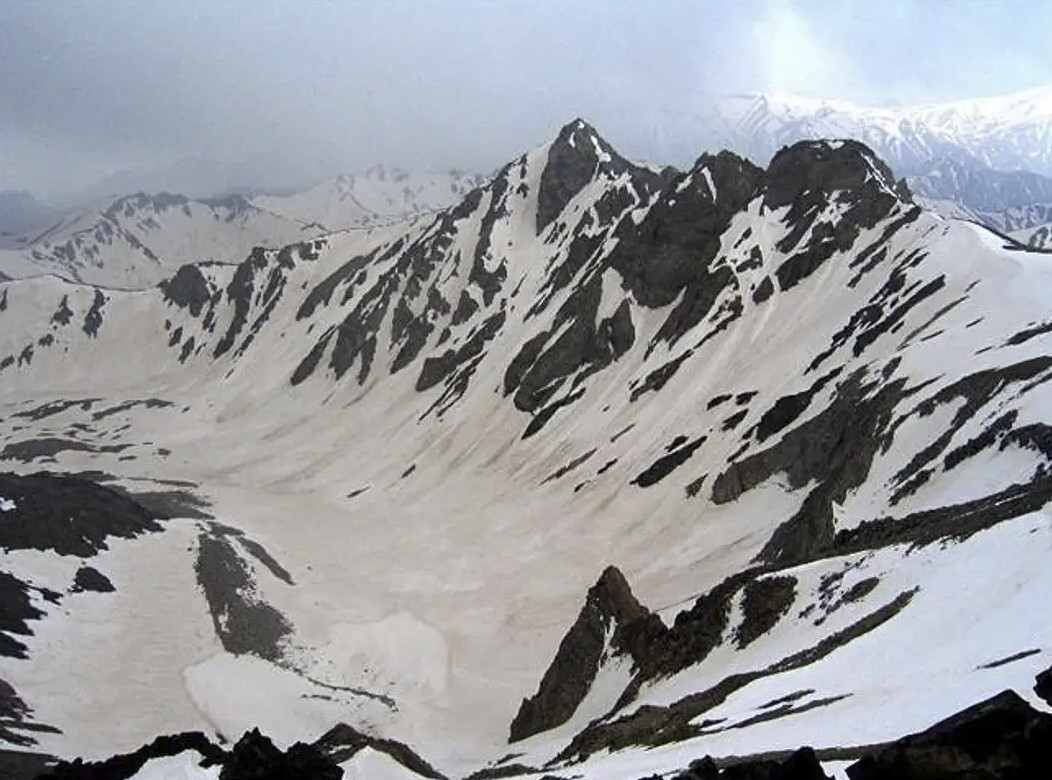 راهنمای صعود زردکوه بختیاری